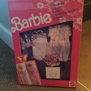 Barbie 90s Fashion New In Box